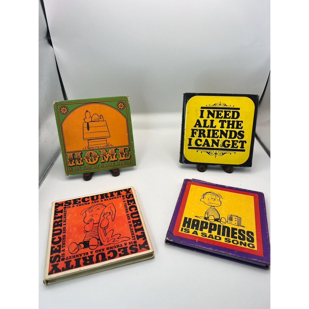 Vintage 1960s Peanuts Books Lot of 4 Determined Productions Dust Jackets Mail In